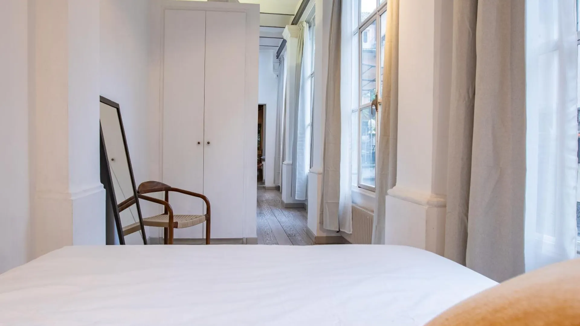 Historical Palace Apartment With Large Terrace Rome Italy
