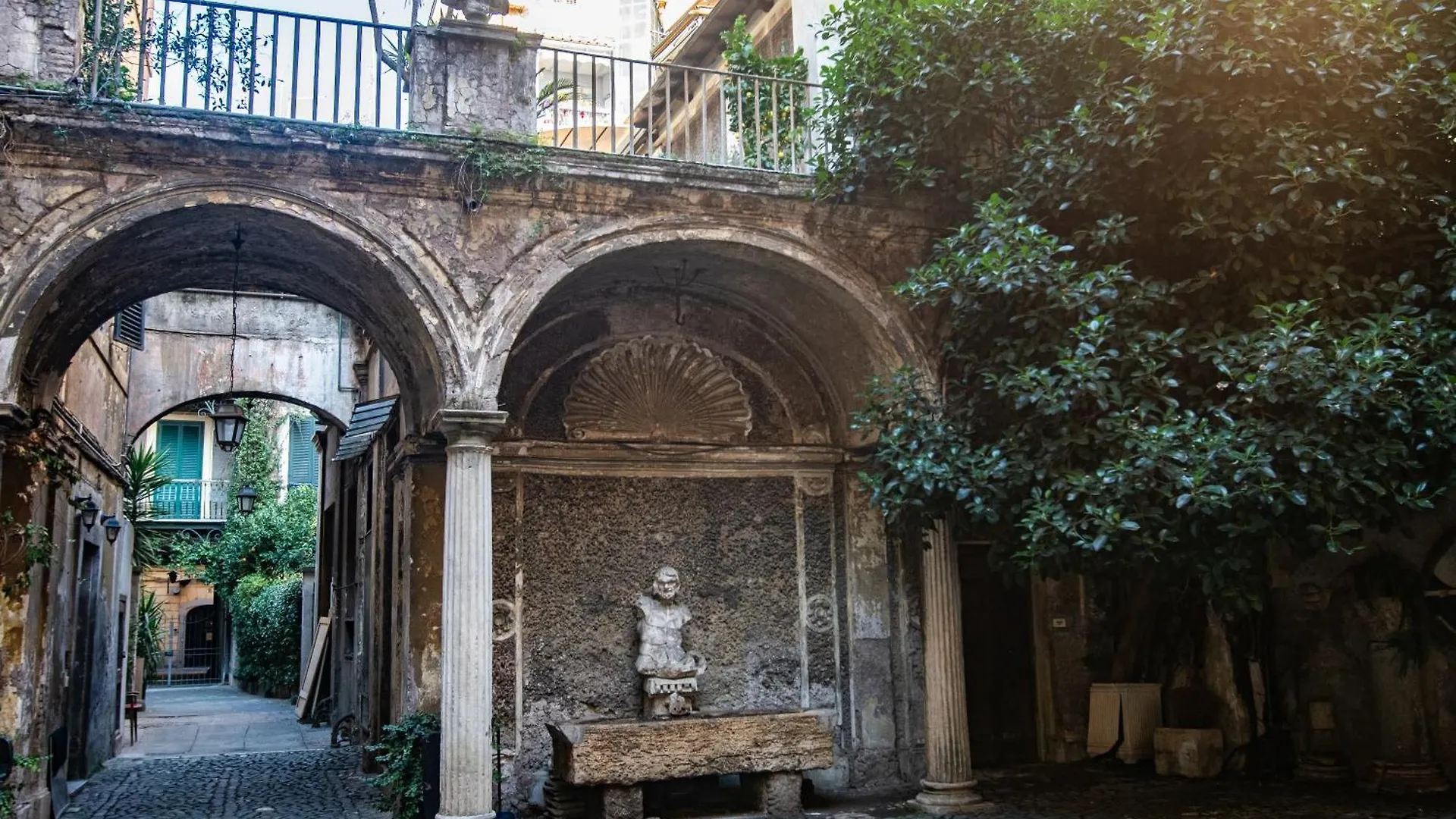 Historical Palace Apartment With Large Terrace Rome